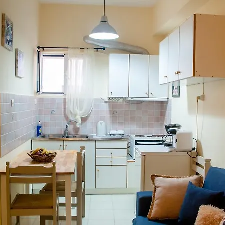 Kates - Near Beach Apartmán *